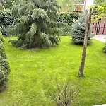 Full 2bdr Garden House Near To Downtown Metro Free Parking