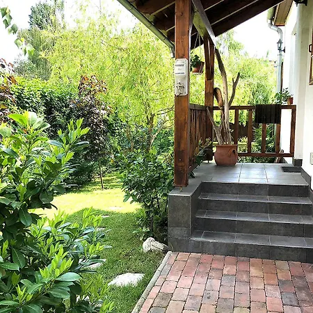 Konukevi Full 2bdr Garden House Near To Downtown Metro Free Parking 4*