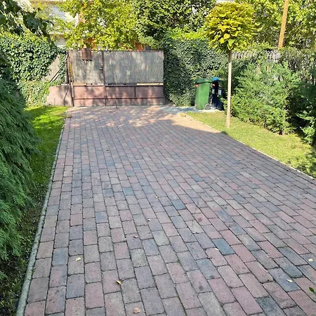 Full 2bdr Garden House Near To Downtown Metro Free Parking Konukevi