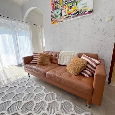 Full 2bdr Garden House Near To Downtown Metro Free Parking בית הארחה