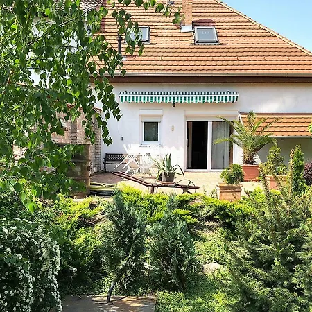 Full 2bdr Garden House Near To Downtown Metro Free Parking בית הארחה