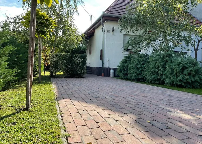 Maison d'hôtes Full 2bdr Garden House Near To Downtown Metro Free Parking 4*