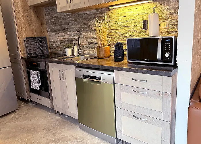Full 2bdr Garden House Near To Downtown Metro Free Parking Maison d'hôtes