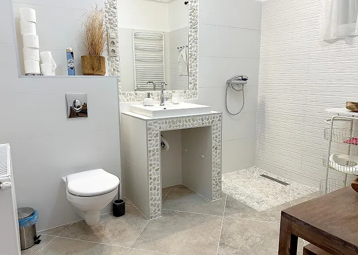 Full 2bdr Garden House Near To Downtown Metro Free Parking 4* Budapest