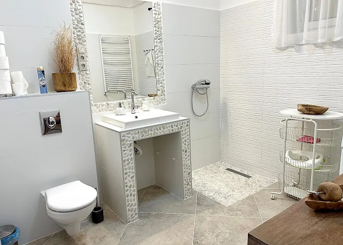 Maison d'hôtes Full 2bdr Garden House Near To Downtown Metro Free Parking 4*