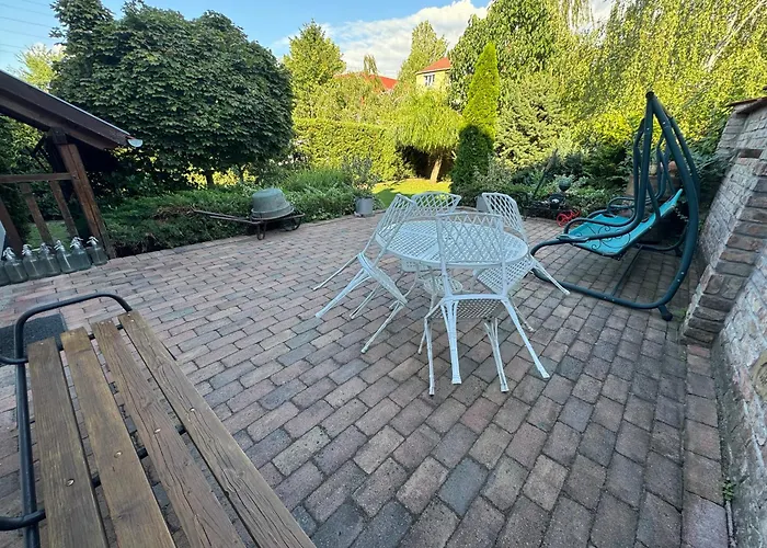 Full 2bdr Garden House Near To Downtown Metro Free Parking Maison d'hôtes 4*