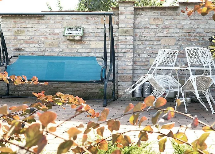 Maison d'hôtes Full 2bdr Garden House Near To Downtown Metro Free Parking